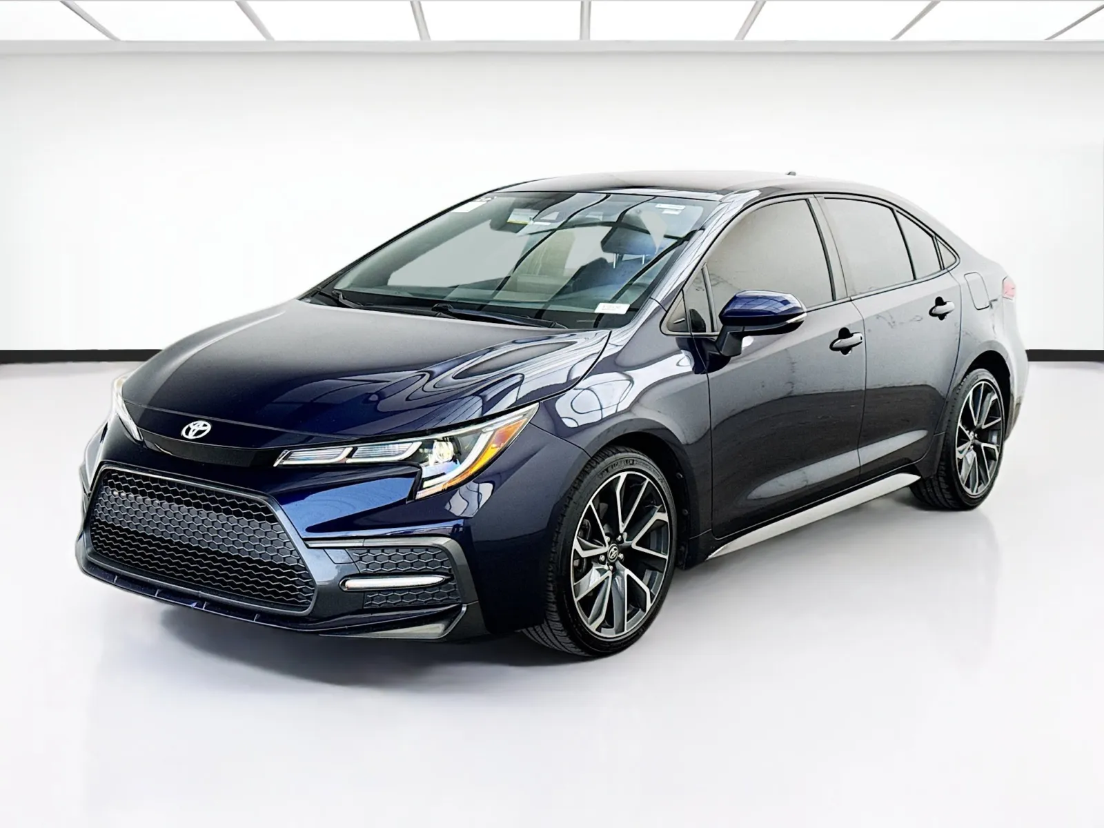 Blue 2022 Toyota Corolla SE for sale in Bellflower, CA