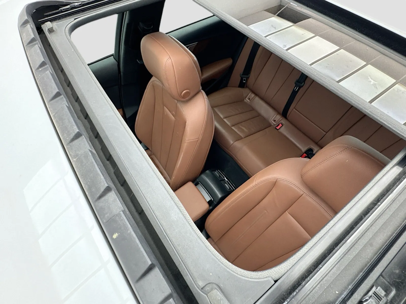 Audi A4 photo 14