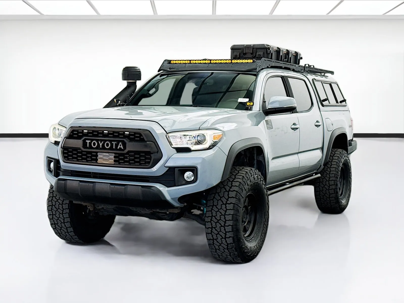 Gray 2019 Toyota Tacoma TRD Off-Road V6 for sale in Bellflower, CA
