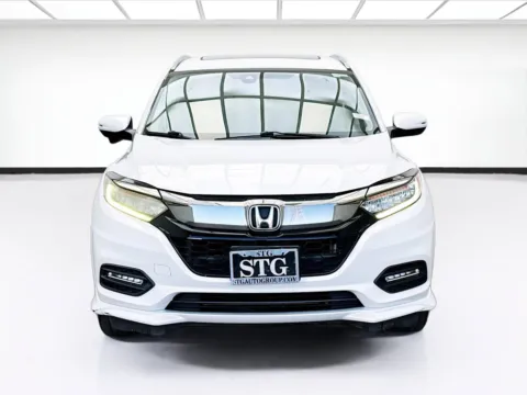 Photos of 2019 Honda HR-V Touring for sale in Bellflower, CA at STG Bellflower