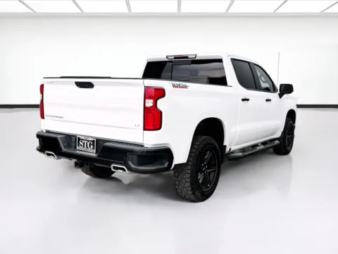 More photos of 2022 Chevrolet Silverado 1500 LT Trail Boss at STG Bellflower, CA