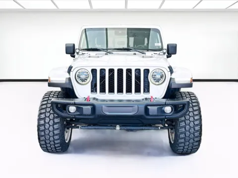 Photos of 2020 Jeep Gladiator Rubicon for sale in Bellflower, CA at STG Bellflower