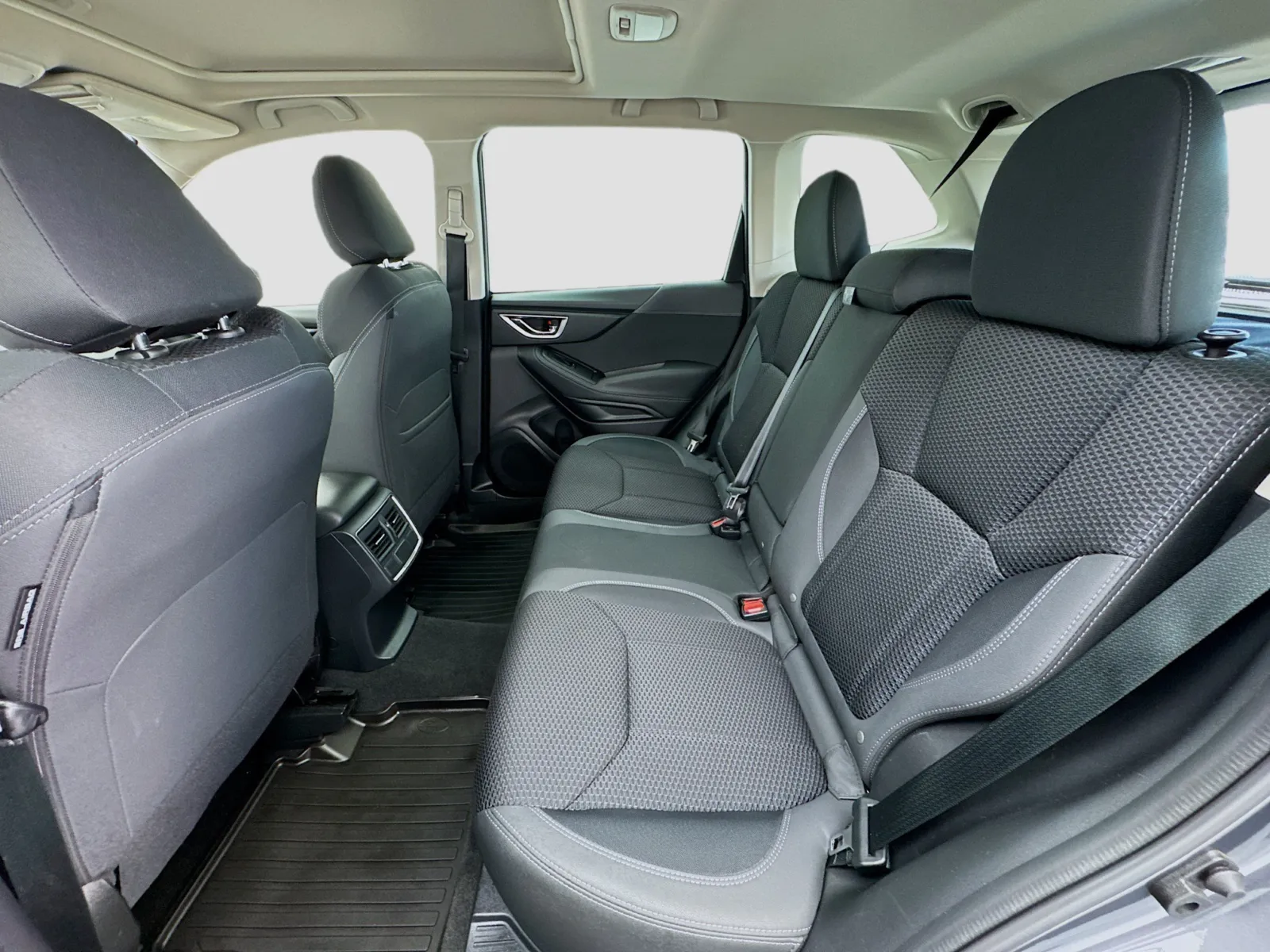 Subaru Forester photo 16