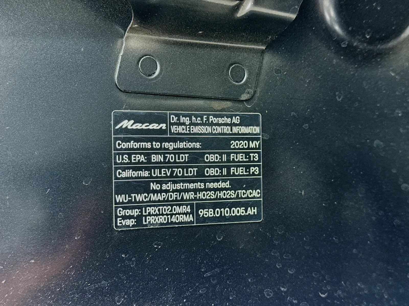 Porsche Macan photo 21