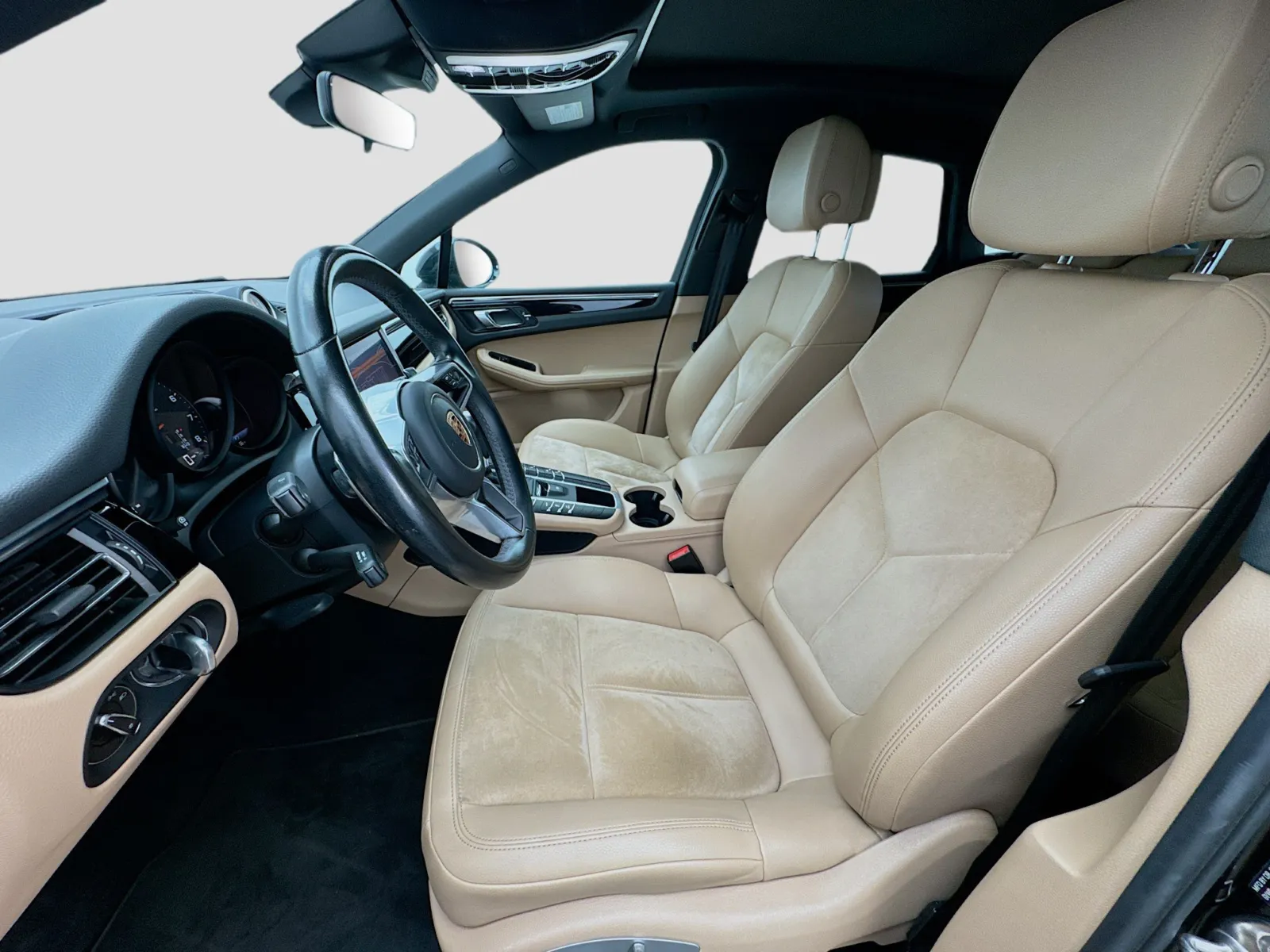 Porsche Macan photo 13
