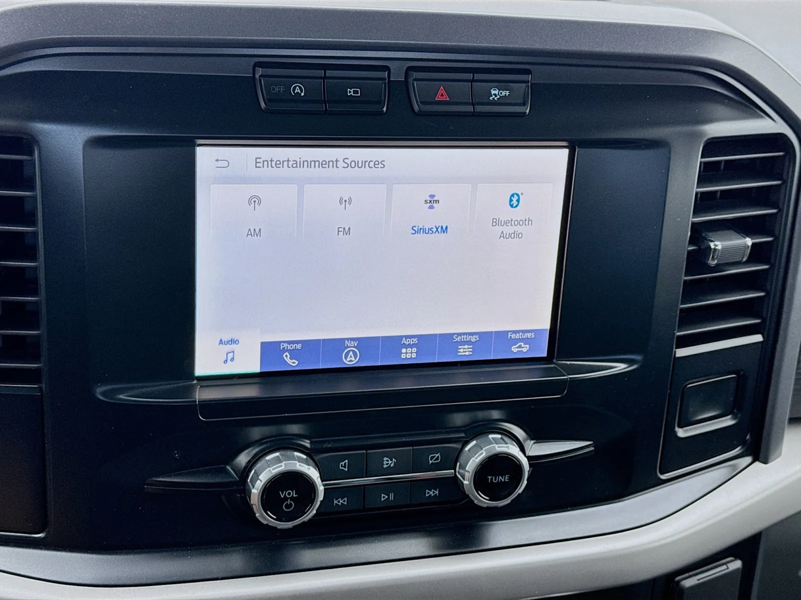 Ford F-150 photo 11
