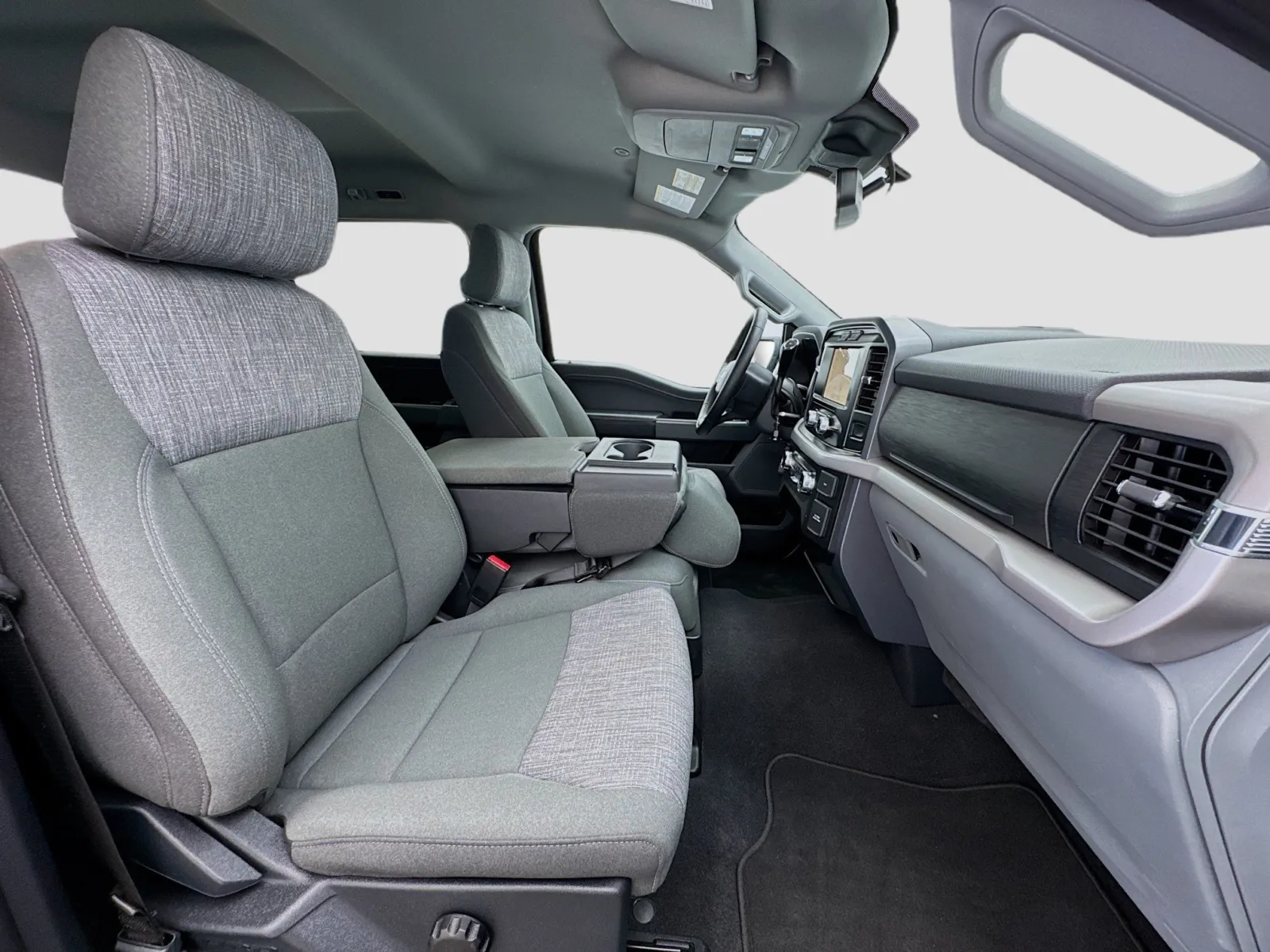 Ford F-150 photo 19