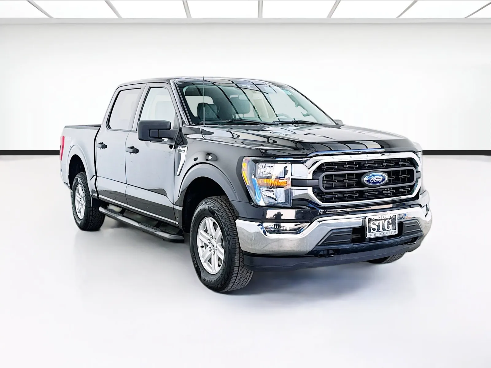 Ford F-150 photo 3