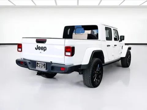 More photos of 2025 Jeep Gladiator Nighthawk at STG Bellflower, CA