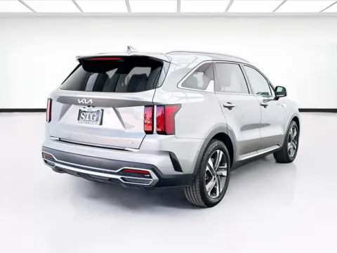 More photos of 2024 Kia Sorento Hybrid EX at STG Bellflower, CA