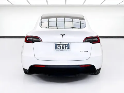 More photos of 2021 Tesla Model Y Long Range at STG Bellflower, CA