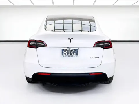 More photos of 2021 Tesla Model Y Long Range at STG Bellflower, CA