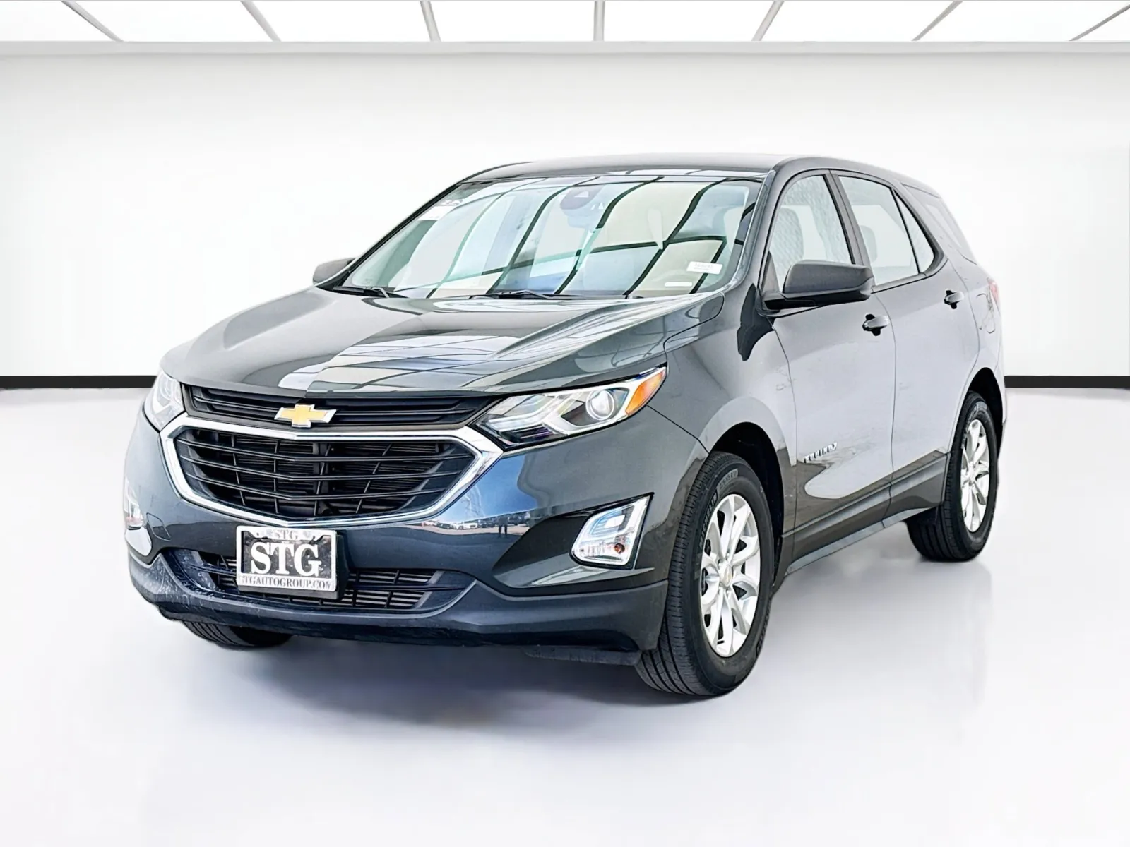 Gray 2021 Chevrolet Equinox LS for sale in Bellflower, CA
