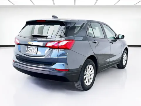More photos of 2021 Chevrolet Equinox LS at STG Bellflower, CA