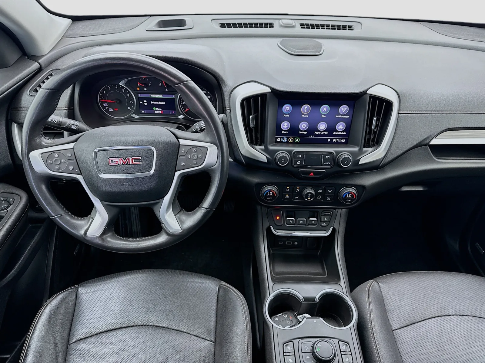 GMC Terrain photo 14