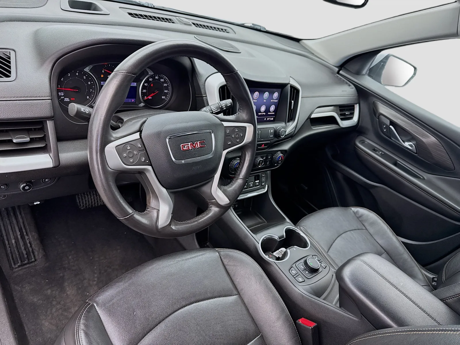 GMC Terrain photo 7