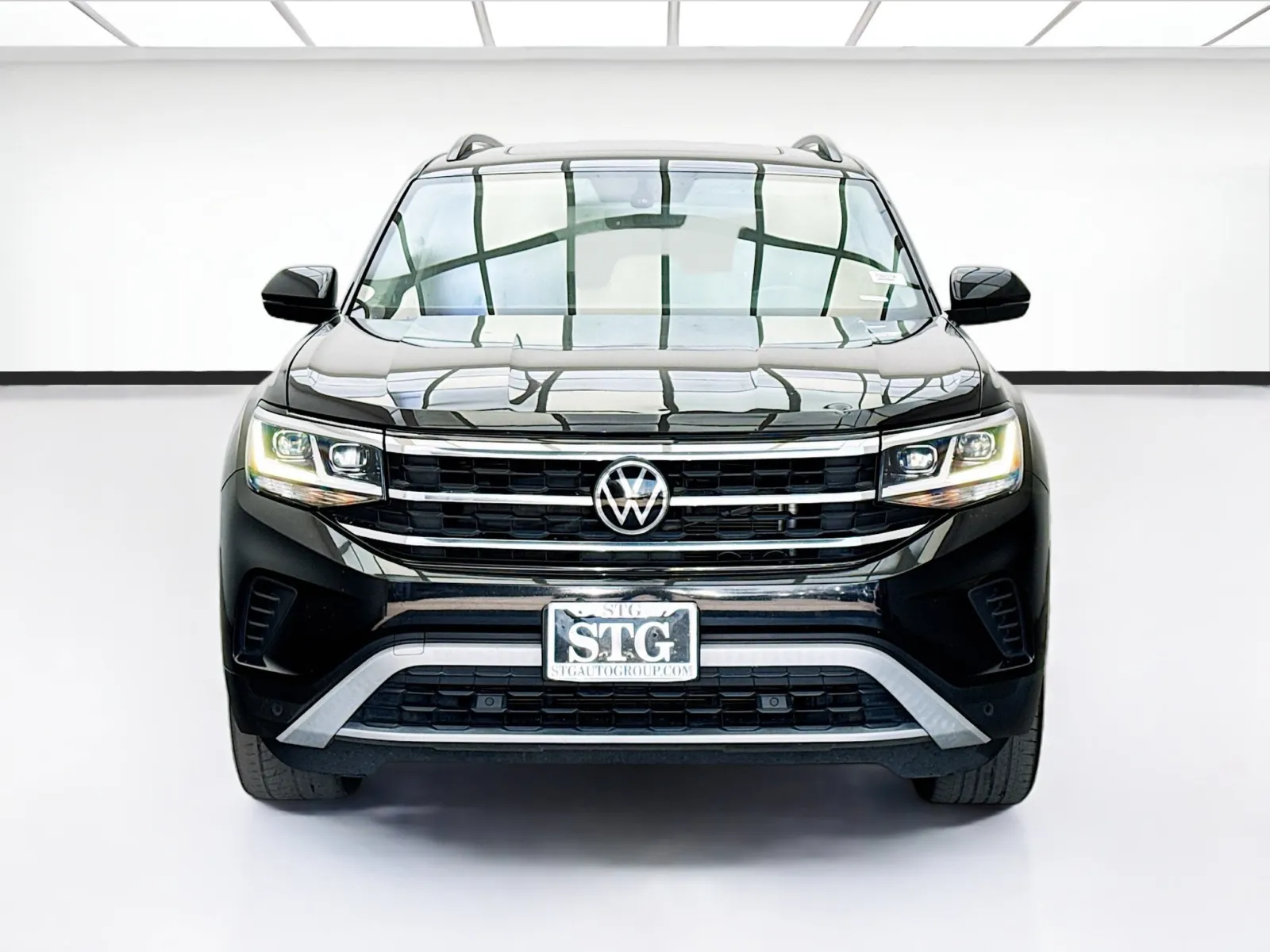 Volkswagen Atlas photo 2