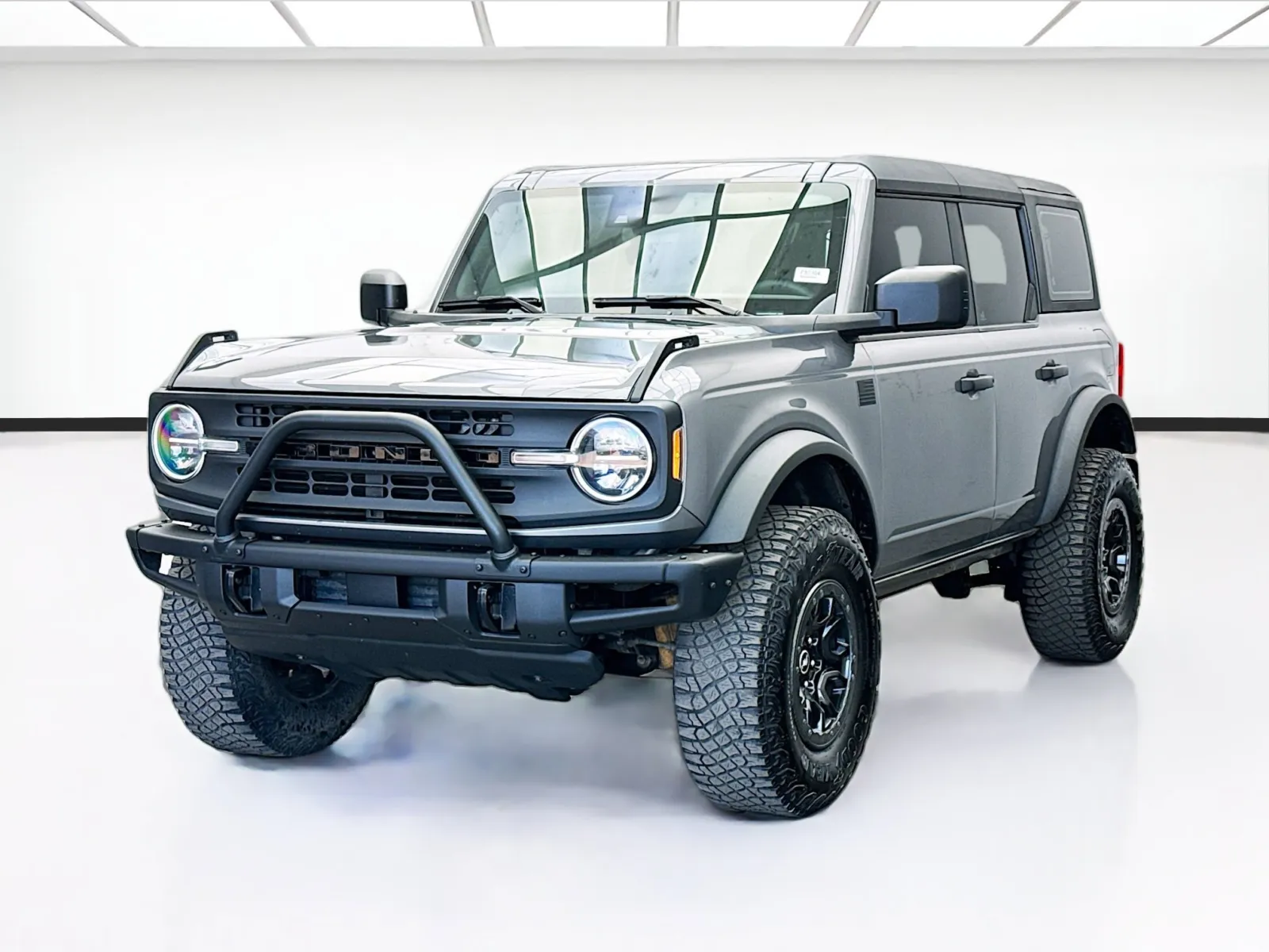 Gray 2023 Ford Bronco Base w/Sasquatch Package for sale in Bellflower, CA