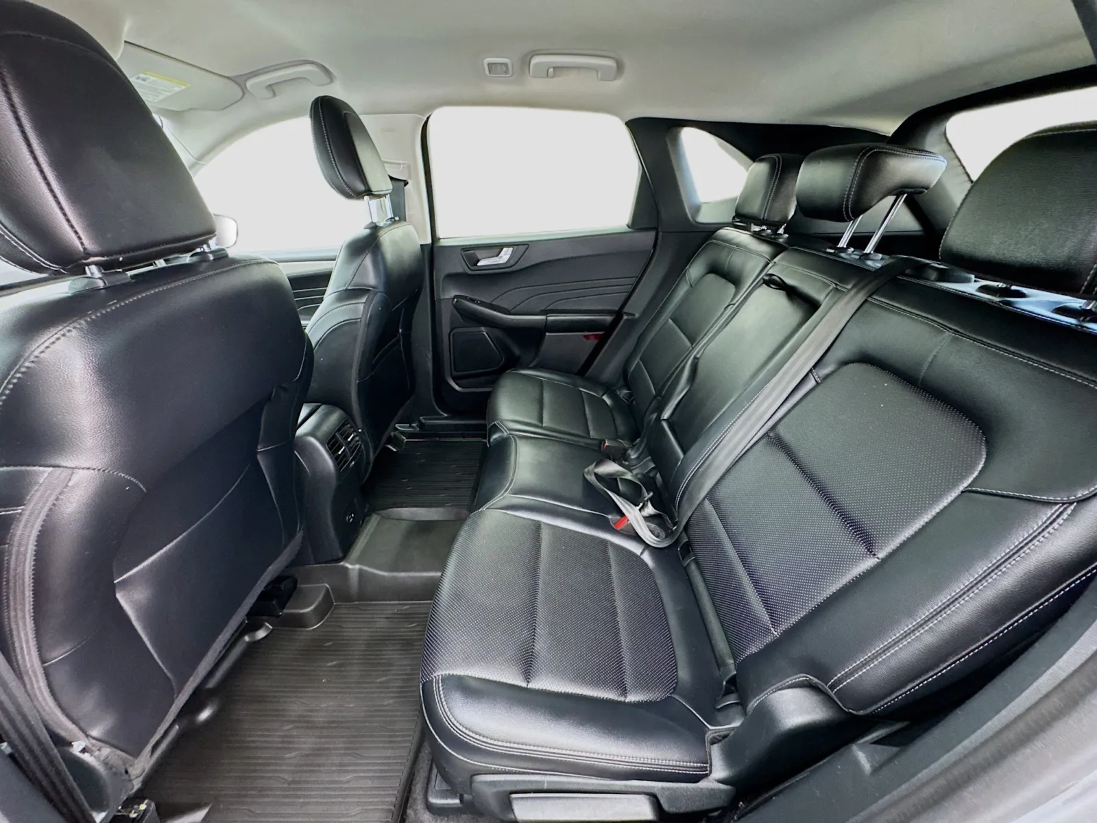 Ford Escape photo 15
