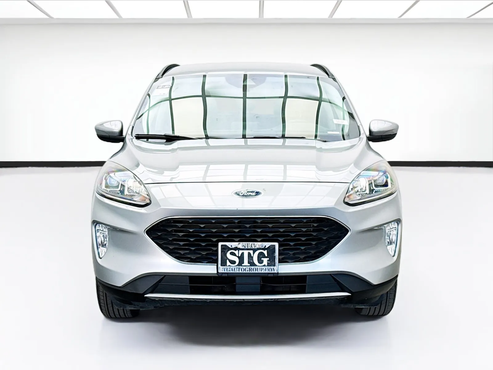 Ford Escape photo 2