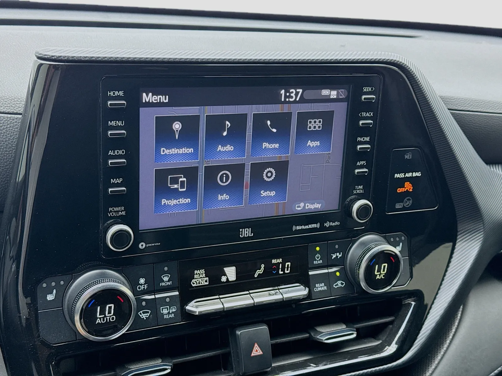 Toyota Highlander photo 11