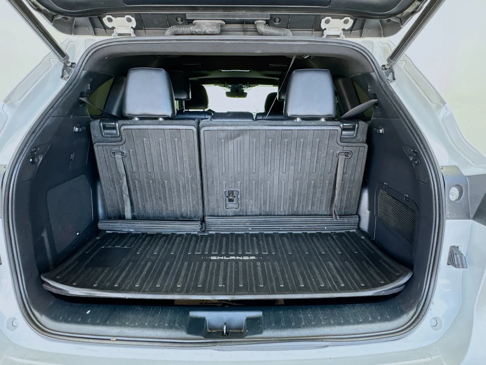 Toyota Highlander photo 18