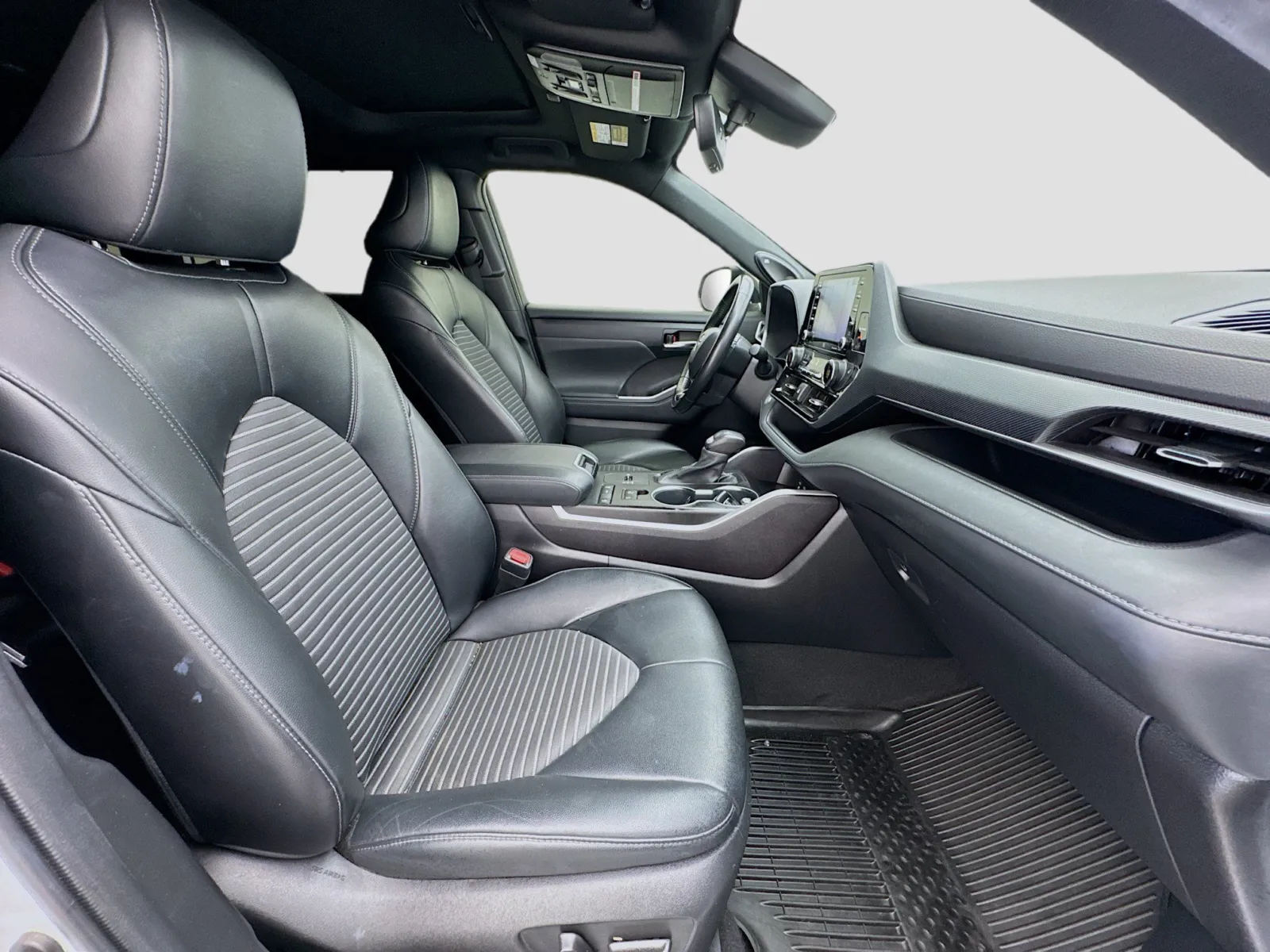 Toyota Highlander photo 21