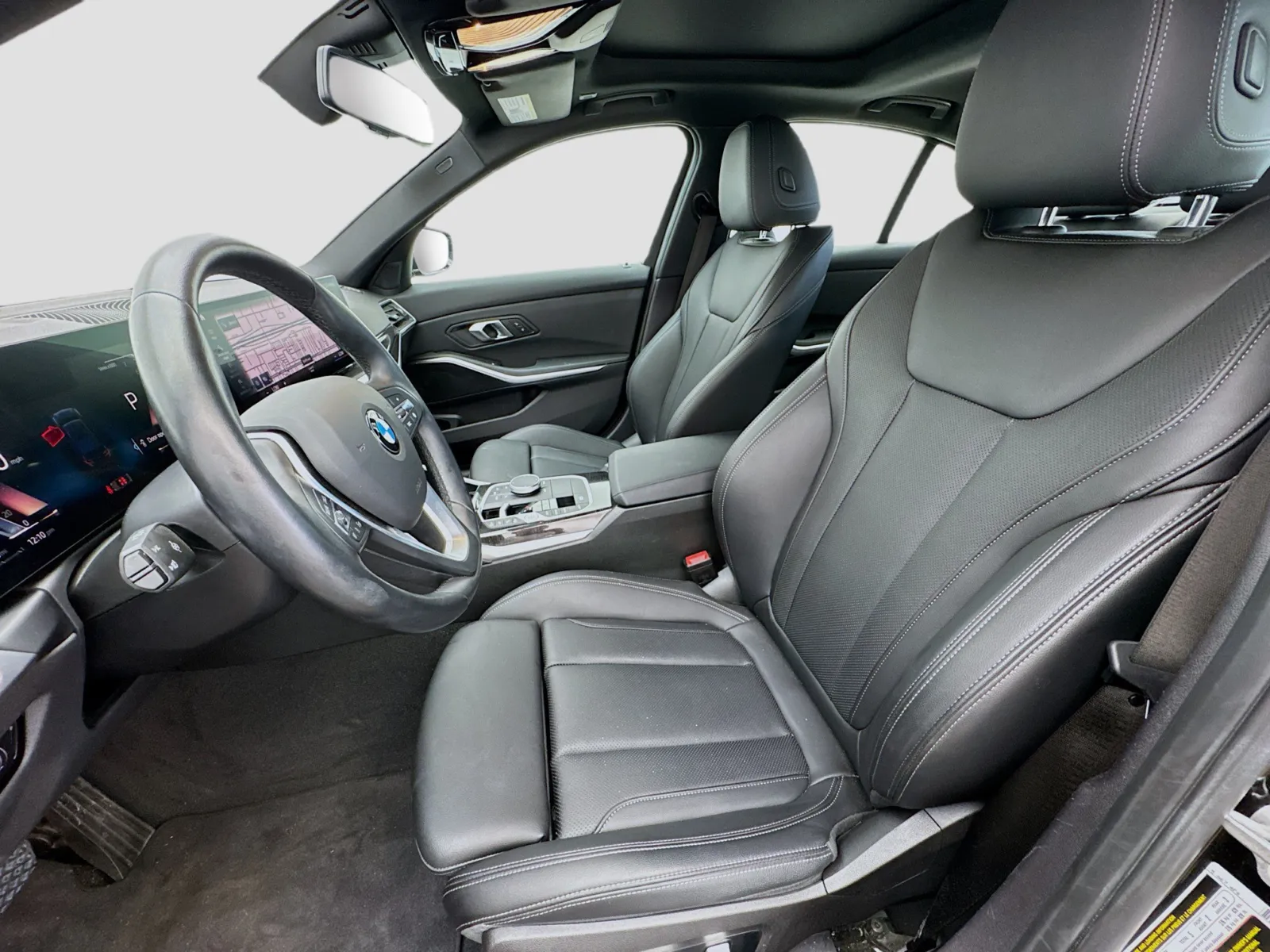 BMW 3 Series photo 13