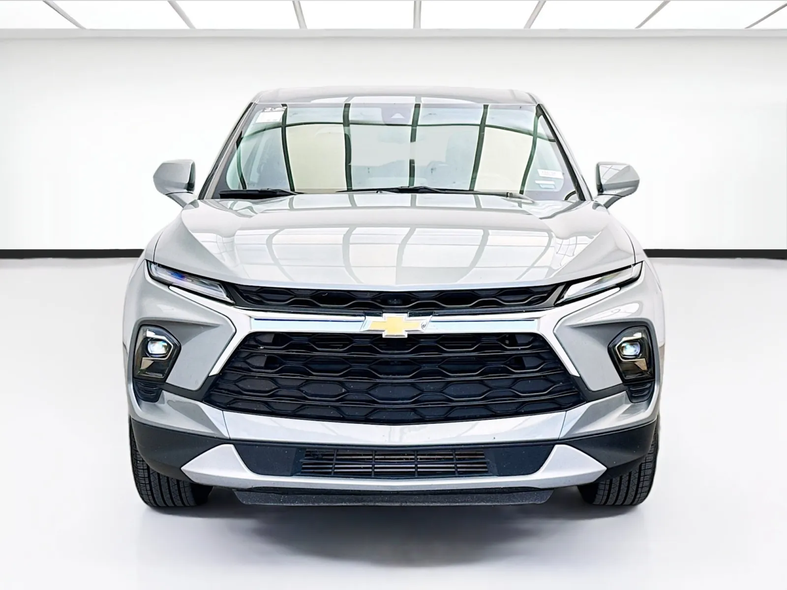 Chevrolet Blazer photo 2