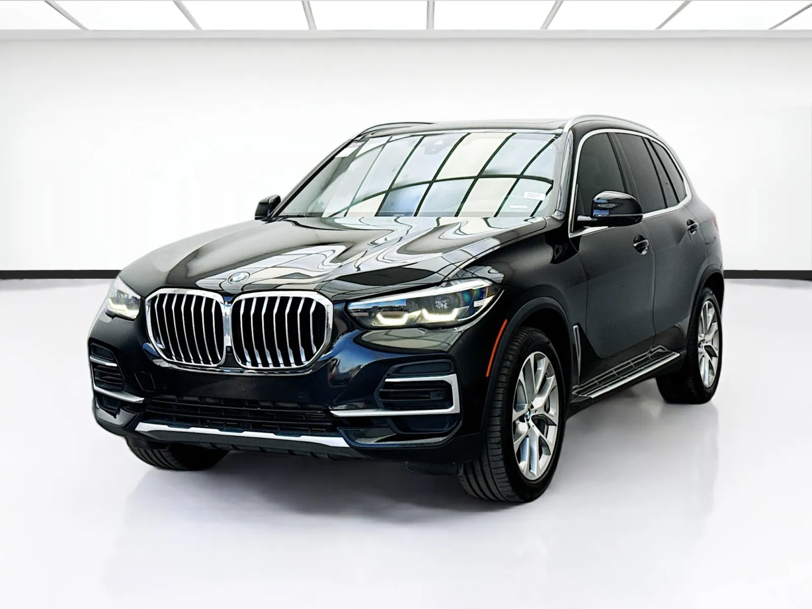 Black 2023 BMW X5 sDrive40i for sale in Bellflower, CA