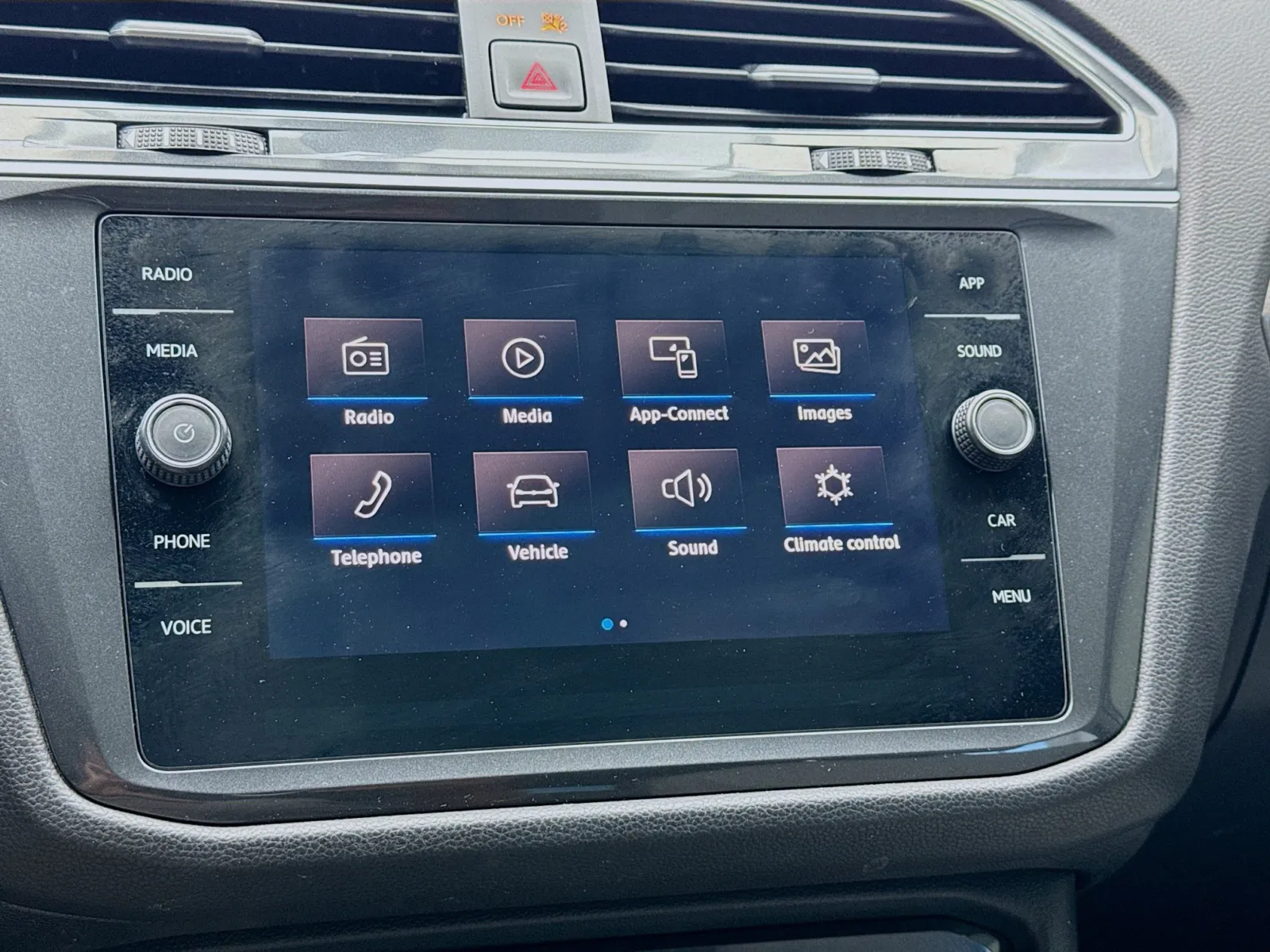 Volkswagen Tiguan photo 9