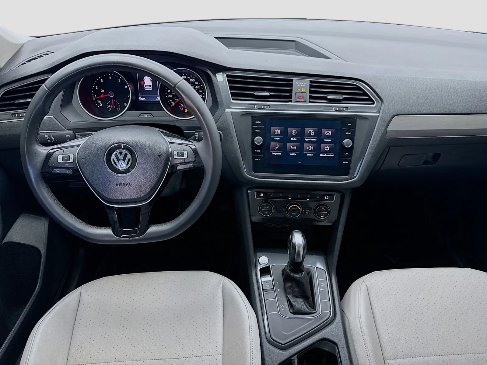 Volkswagen Tiguan photo 15