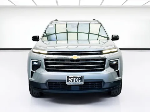Photos of 2025 Chevrolet Traverse LT 1LT for sale in Bellflower, CA at STG Bellflower
