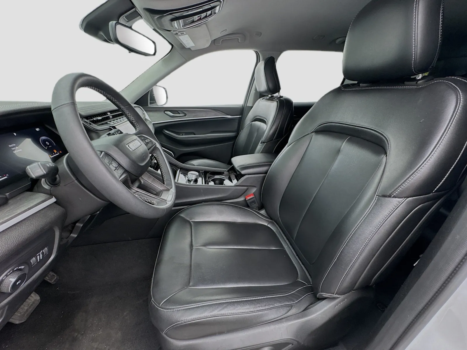 Jeep Grand Cherokee L photo 13