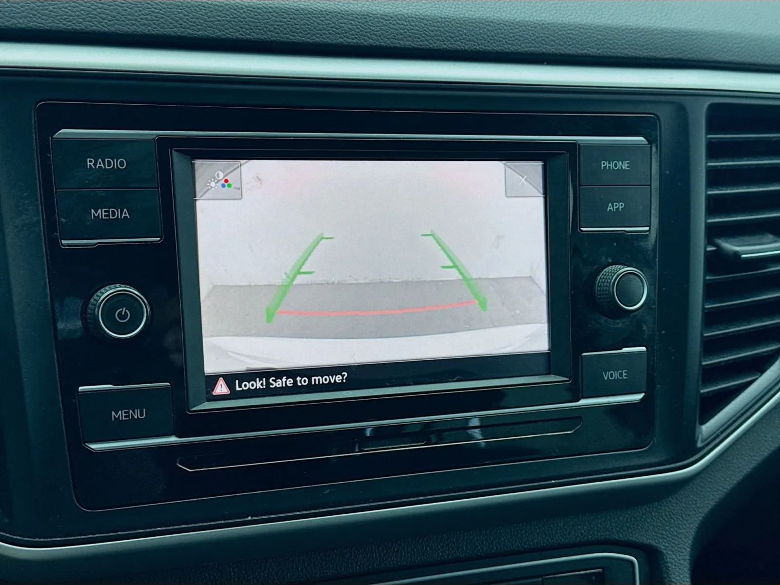 Volkswagen Atlas photo 10