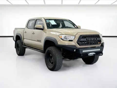 Another view of 2016 Toyota Tacoma TRD Off-Road for sale in Bellflower, CA at STG Bellflower