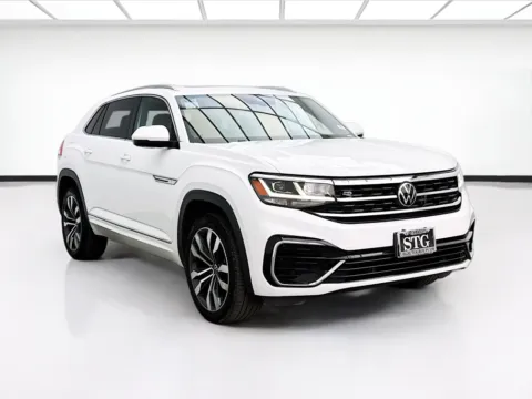 Another view of 2020 Volkswagen Atlas Cross Sport 3.6L V6 SEL R-Line 4Motion for sale in Bellflower, CA at STG Bellflower