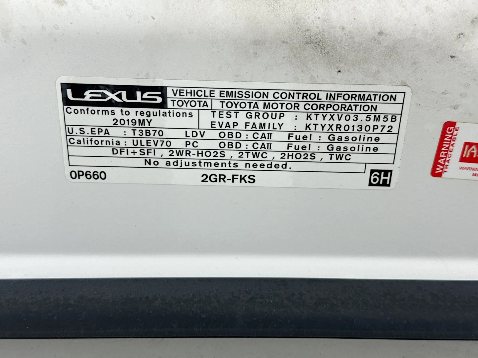 Lexus ES photo 21