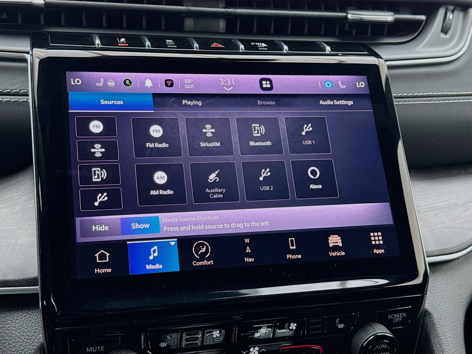 Jeep Grand Cherokee L photo 11