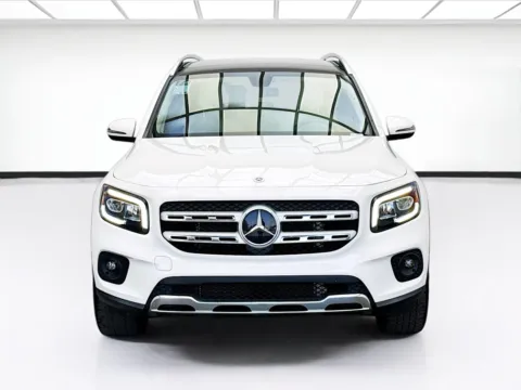 Photos of 2023 Mercedes-Benz GLB 250 for sale in Bellflower, CA at STG Bellflower