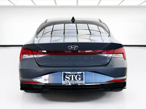 More photos of 2023 Hyundai Elantra Hybrid Limited at STG Bellflower, CA