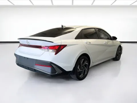 More photos of 2025 Hyundai Elantra SEL Sport at STG Bellflower, CA
