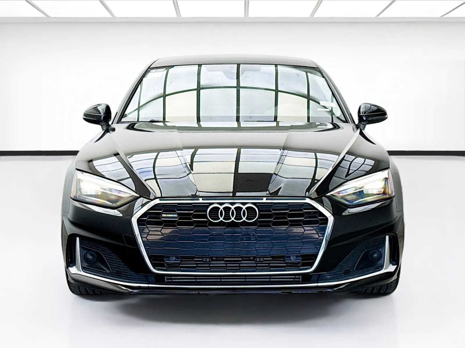 Audi A5 photo 2