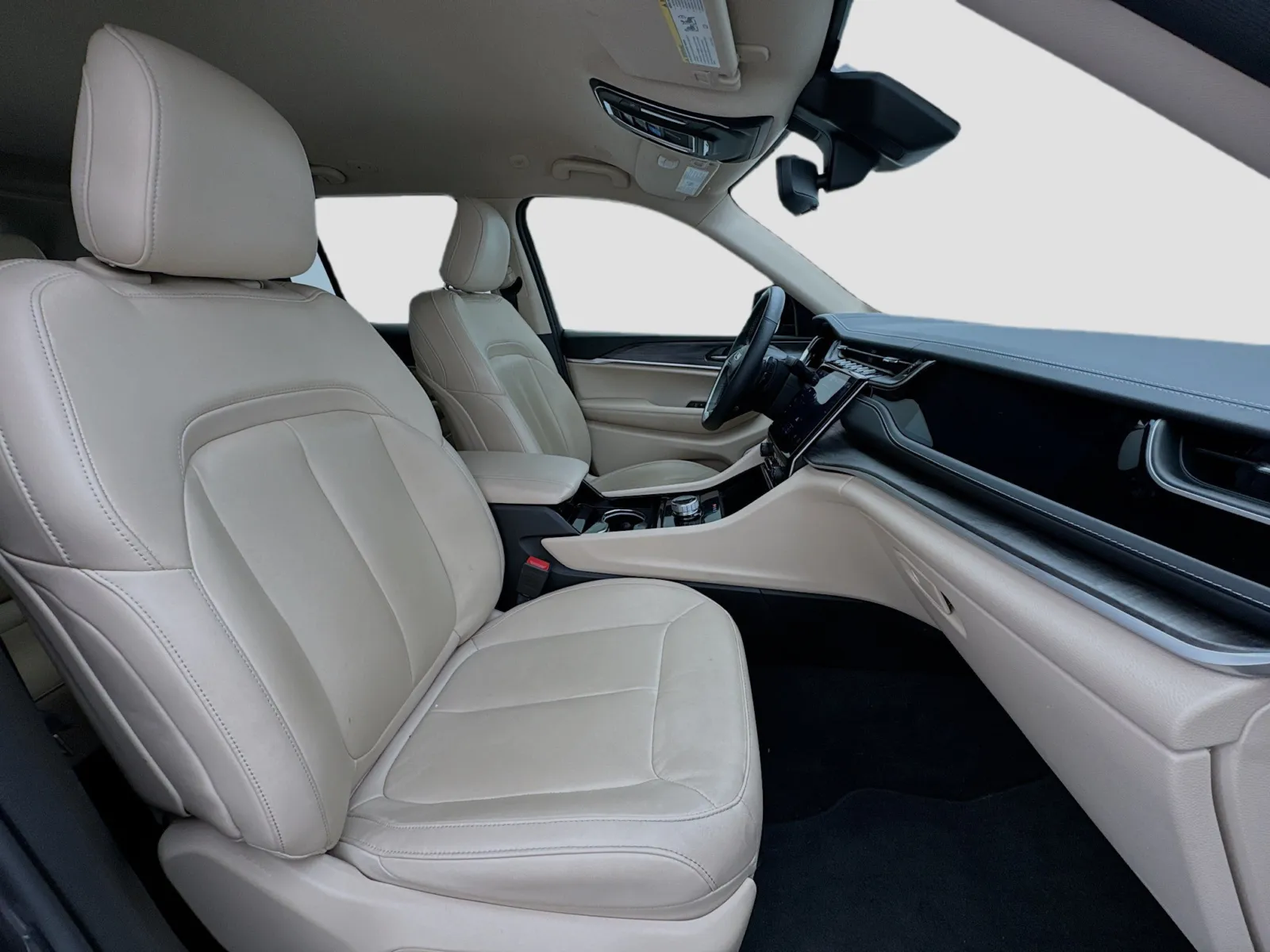 Jeep Grand Cherokee photo 20