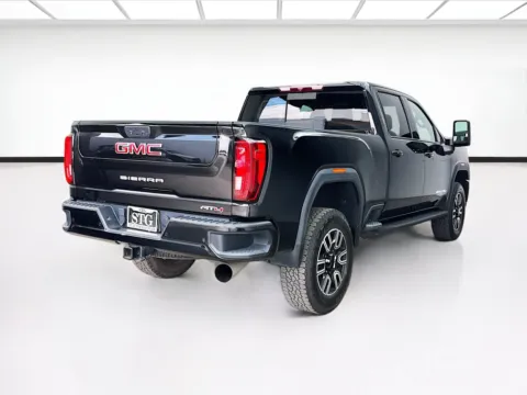 More photos of 2022 GMC Sierra 2500HD AT4 w/Preferred Package at STG Bellflower, CA
