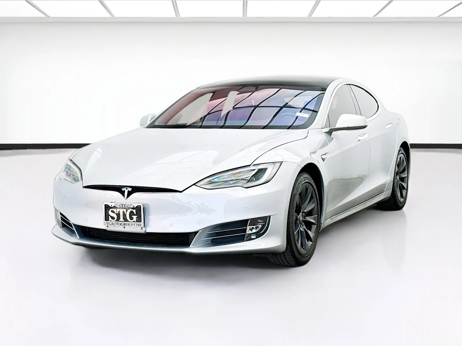 Silver 2018 Tesla Model S 75D for sale in Bellflower, CA