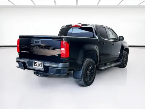 More photos of 2021 Chevrolet Colorado Z71 w/Midnight Edition at STG Bellflower, CA