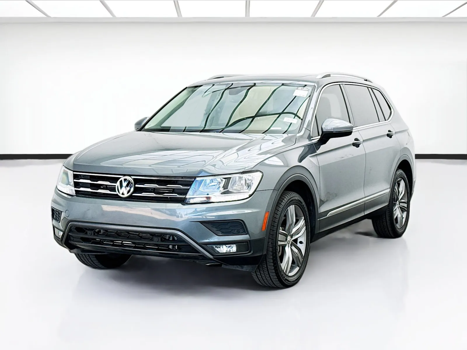Gray 2021 Volkswagen Tiguan 2.0T SEL for sale in Bellflower, CA