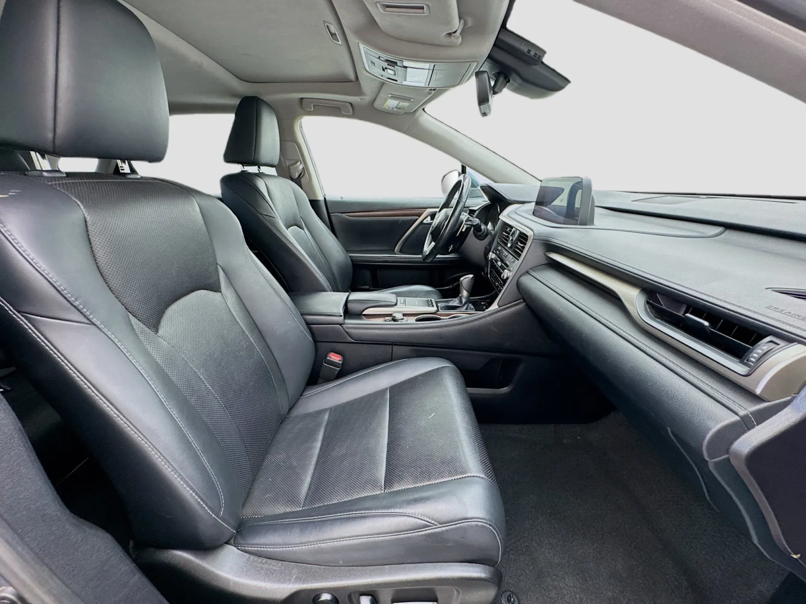 Lexus RX photo 20