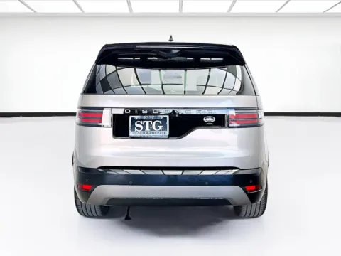 More photos of 2023 Land Rover Discovery HSE R-Dynamic at STG Bellflower, CA